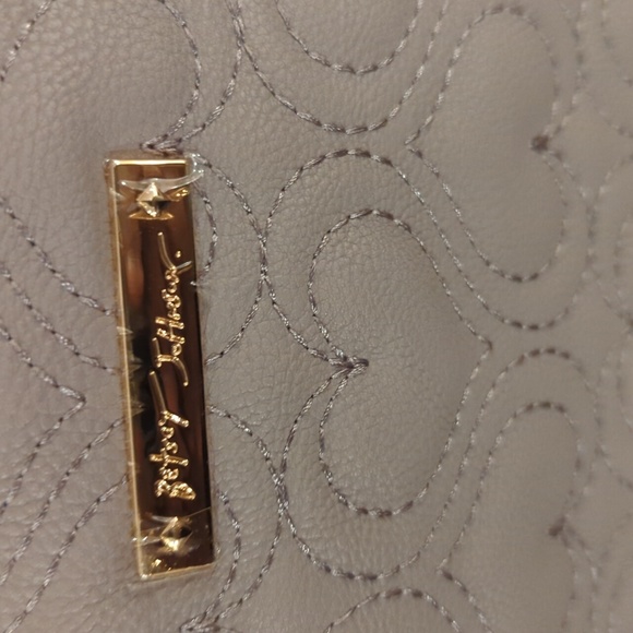 NWT Grey Betsey Johnson Heart Backpack With Removable Chain Pouch - Picture 4 of 8